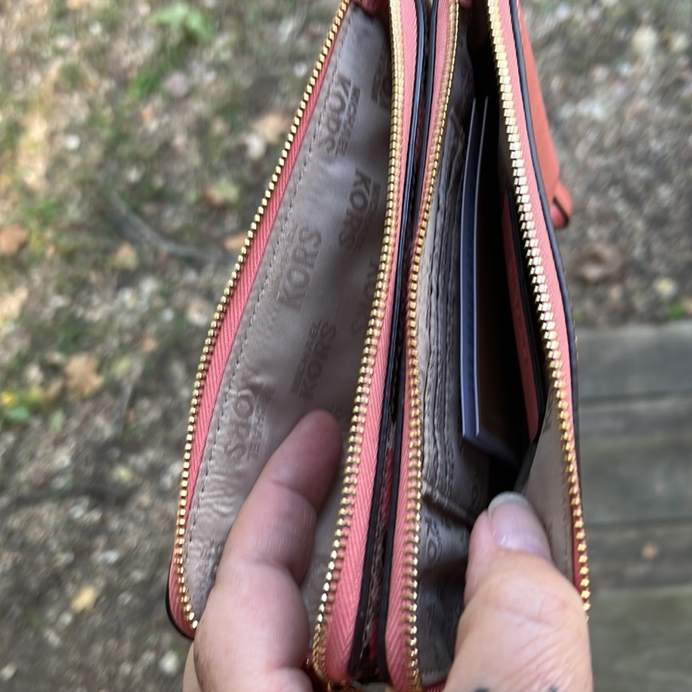 Michael Kors Wristlet - Picture 4 of 4